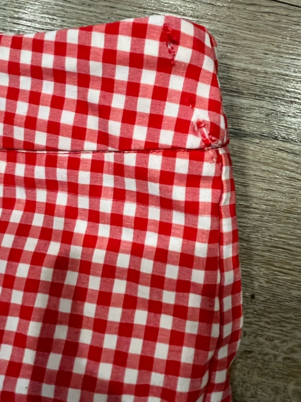 Zac & Rachel Red Gingham Scallop-Hem High Waist Shorts - Picture 3 of 6